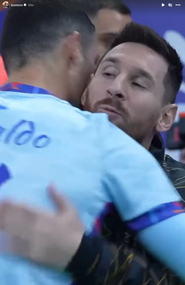 铜梁龙致谢蓉城：期待成渝两地共同推动西部足球事业蓬勃发展（铜梁龙感谢蓉城：盼成渝携手助力西部足球腾飞）