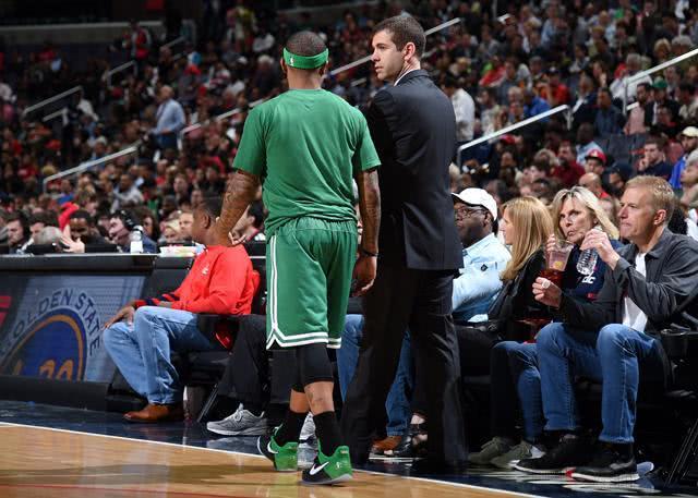 奥莱报列五大联赛有美资背景的俱乐部：共24家，英超有9家（奥莱盘点：五大联赛涉美资俱乐部24家，英超占9队）