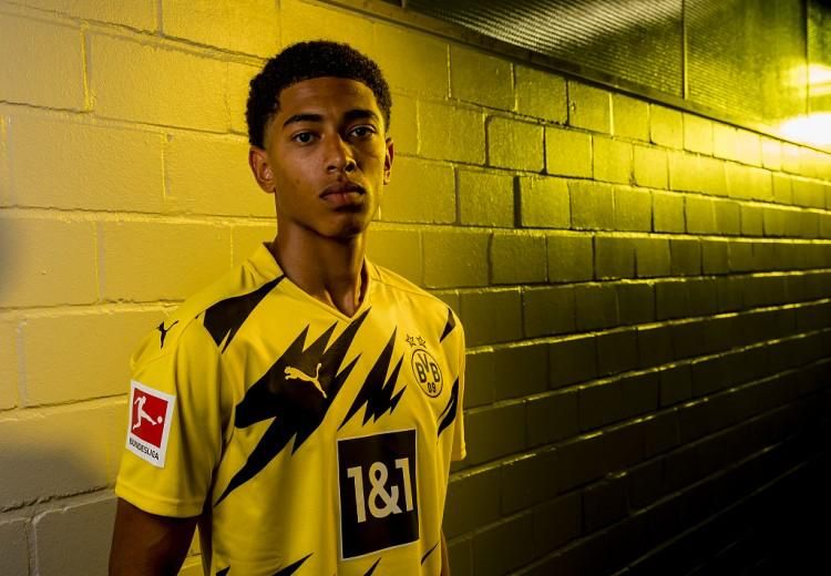 拉文：篮球场上的全能战士（拉文：篮坛全能悍将）