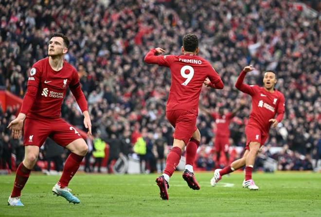 CBA：深圳男篮三分火力全开 主场击败上海（CBA：深圳三分雨倾盆，主场力克上海男篮）