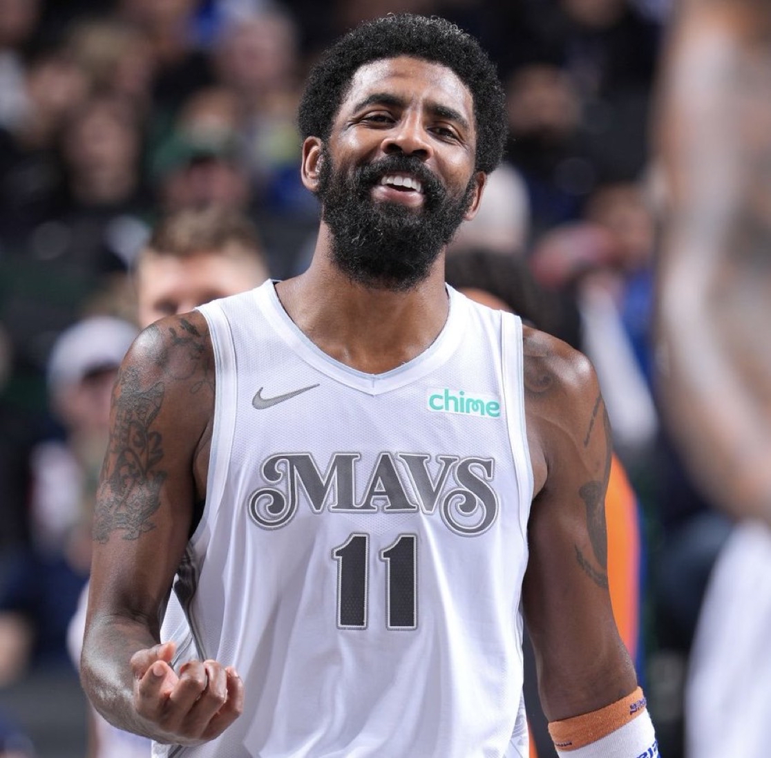 CBA生涯首秀！段睿骐首发登场24分钟得到13分3助攻（段睿骐CBA首战首发，24分钟贡献13分3助攻）