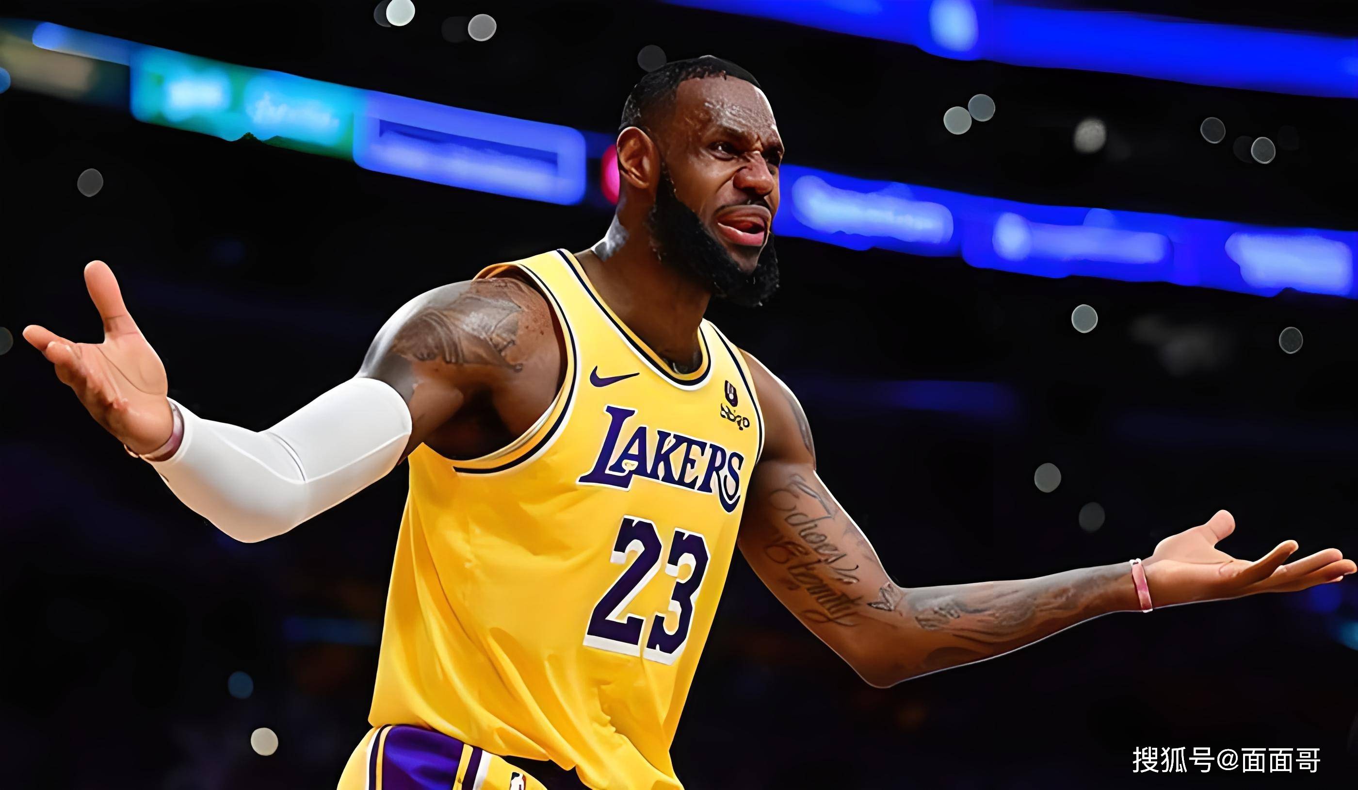 中超三连冠伴随亚冠全年不胜，海港距离“王朝”还差很远（亚冠全年未尝胜绩，中超三连冠的海港距王朝尚远）