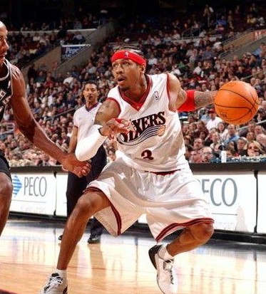 全队打得太齐心，根本挡不住（全队同心协力，所向披靡）