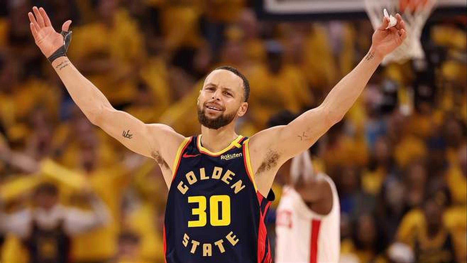 获得机会！加克波萨拉赫均无法出阵，小基耶萨将获得首发机会（机会来临！加克波、萨拉赫双双缺席，小基耶萨有望首发）