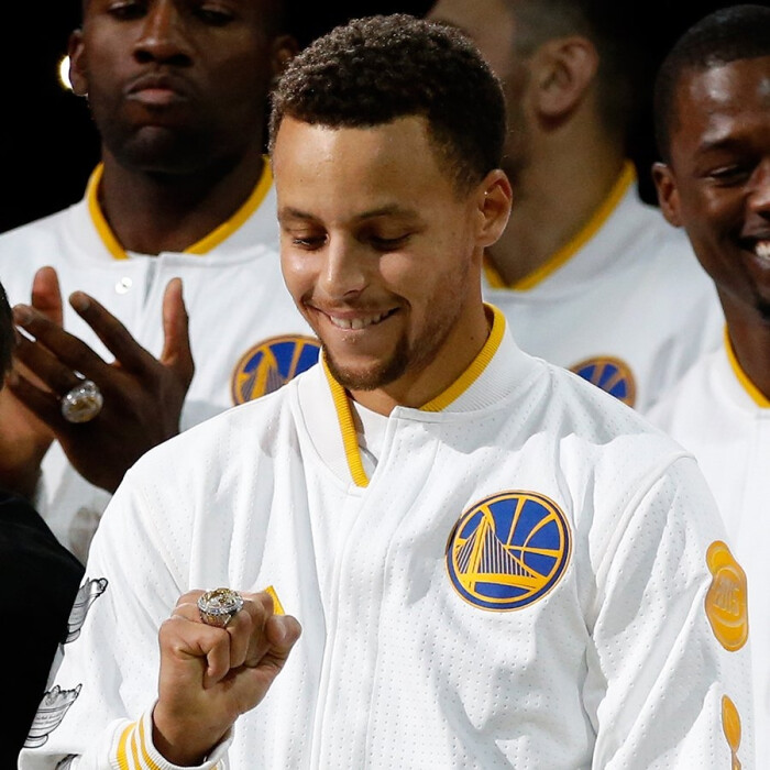 布伦森的篮球天赋：单场40分5助无失误（布伦森爆发：单场轰40分、5助攻且零失误）