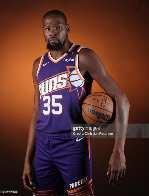 这队的前场连接太顺畅（这队前场联动极其流畅）