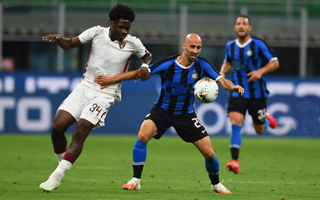 哈兰德梅开二度 曼城轻取对手（哈兰德双响，曼城轻松取胜）