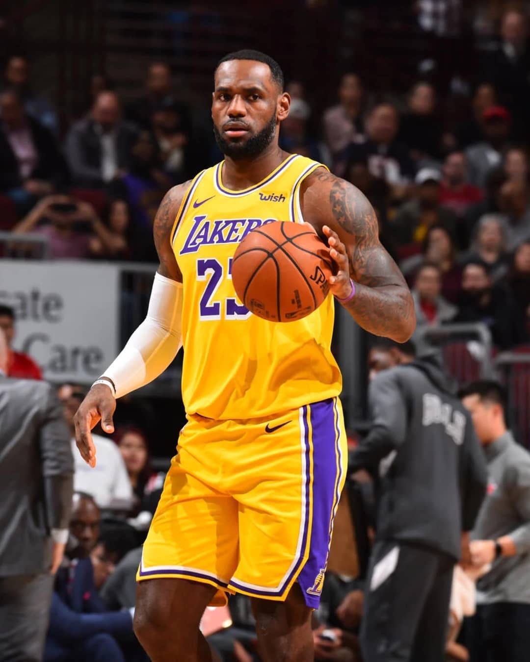 博洛尼亚vs克雷莫内塞：奥尔索利尼、胡安-米兰达首发，瓦尔迪、奥代罗出战（博洛尼亚对阵克雷莫内塞：奥尔索利尼、胡安-米兰达先发，瓦尔迪、奥代罗出场）